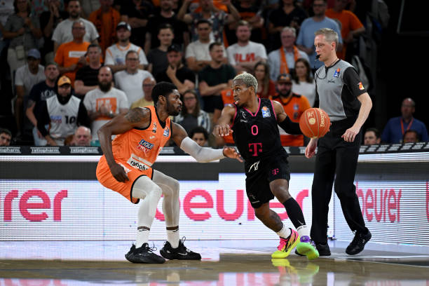 议而引发舆 议而引发舆