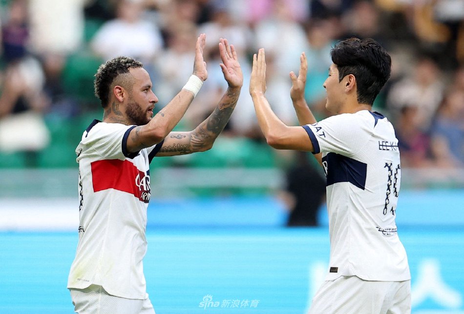 C罗在皇马 C罗在皇马