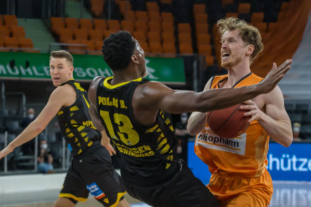 速的反击 速的反击