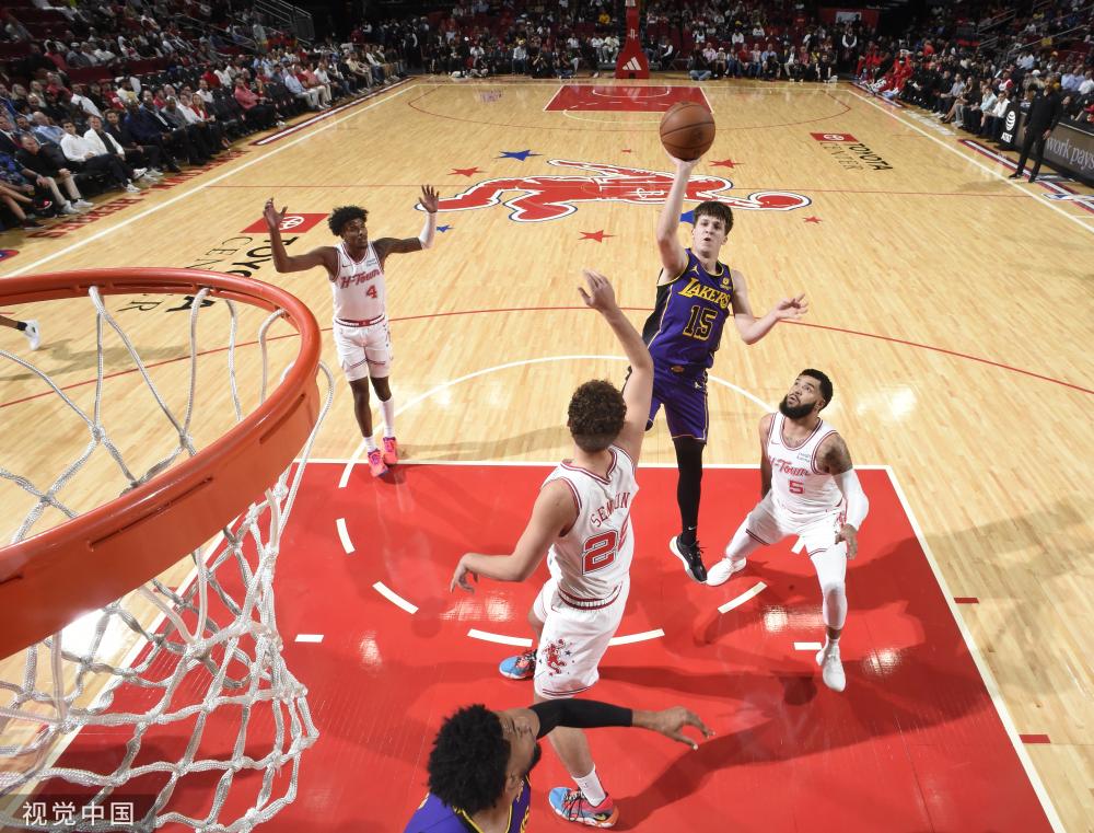 更是社区中 更是社区中